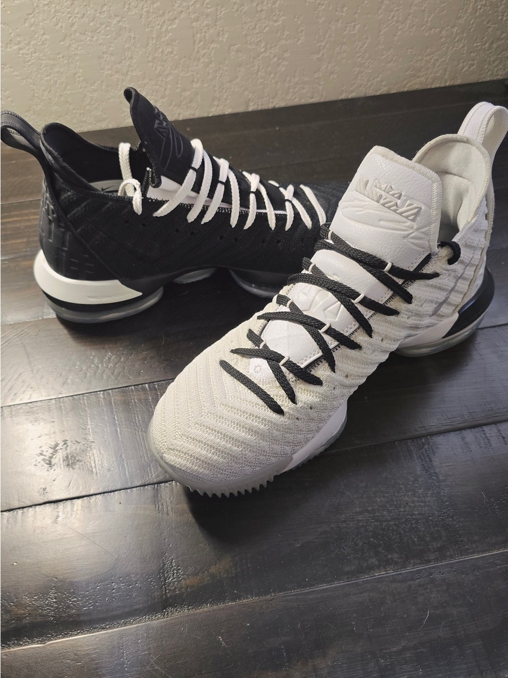 Nike Two-Tone LeBron Basketball Shoes - Black & White